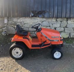 KUBOTA G1900 DIESEL 4WS GARDEN TRACTOR GRASS CUTTER