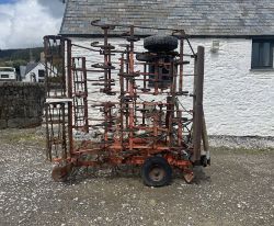 KONGSKILDE TRIPLE K VIBROMASTER – 6M SPRINGTYNE LEVELER ROLLER TRACTOR MOUNTED