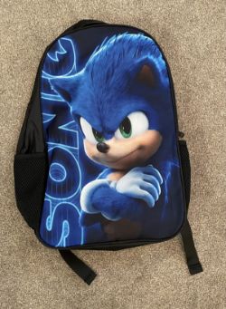 100 X MIXED LOT BRAND NEW CHARACTER BACKPACKS INCLUDING SONIC, DISNEY & PEPPA PIG