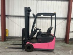 **(INCLUDES CHARGER)** 2007 JUNGHEINRICH EFG115 3-WHEEL ELECTRIC FORKLIFT – 1,500KG CAPACITY