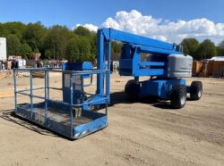2013 GENIE Z60/34 4X4 SELF-PROPELLED ARTICULATED BOOM LIFT – 20M REACH
