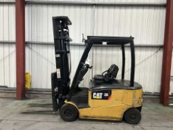 **(INCLUDES CHARGER)**2017 CAT EP20PN 4-WHEEL ELECTRIC FORKLIFT – 2,000KG CAPACITY