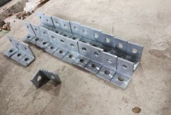 JOBLOT OF 24- TAMLEX 4 HOLE ANGLE BRACKET 55MM X 40MM FOR STRUT - GALV STEEL
