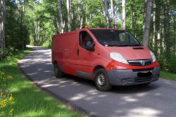 2013 VAUXHALL VIVARO 2.0 CDTI LWB PANEL VAN – 65,840 MILES – 6 SPEED MANUAL