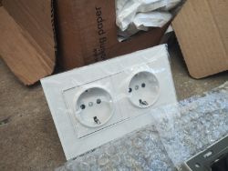 27X WHITE DOUBLE EURO PLUG WALL SOCKETS, NEW.