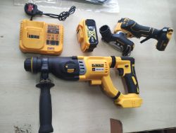 REPLICA DEWALT - 18V CORDLESS SDS DRILL- MINI SAW - BATTERY+ CHARGER - ONLY COMPATIBLE TOGETHER