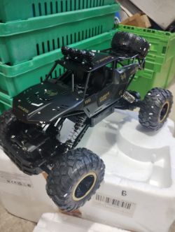 3X 1:12/1:16 4WD RC CARS, LED, 37CM, BLACK, NEW.
