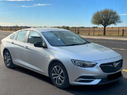 2017 VAUXHALL INSIGNIA DESIGN NAV ECOTEC TURBO D – SILVER >>--NO VAT ON HAMMER--<<