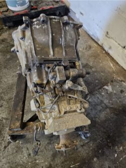 MITSUBISHI CANTER FUSO 3.0 TD MANUAL GEARBOX – 6 SPEED (2000–2006, 4M42 ENGINE)