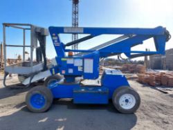 2011 NIFTYLIFT HR12 CHERRY PICKER – 12M WORKING HEIGHT – DIESEL & BATTERY