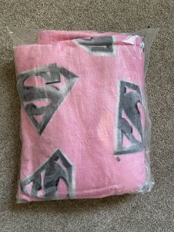 120 X BRAND NEW LUXURY FLEECE THROWS RRP £ 3,600.00