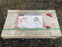 BOX OF 5 NO. 5400LBS RATCHET BINDERS & 10 NO 5/16