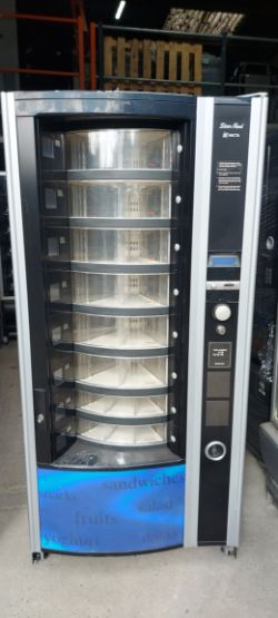 STARFOOD VENDING MACHINE FRESH FOOD 8 MACHINES