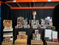 1 PALLET OF CHRISTMAS PRODUCTS LIGHTS, DECORATIONS, WATER SPINNERS, LIGHT SCULPTURES & MUCH MORE!