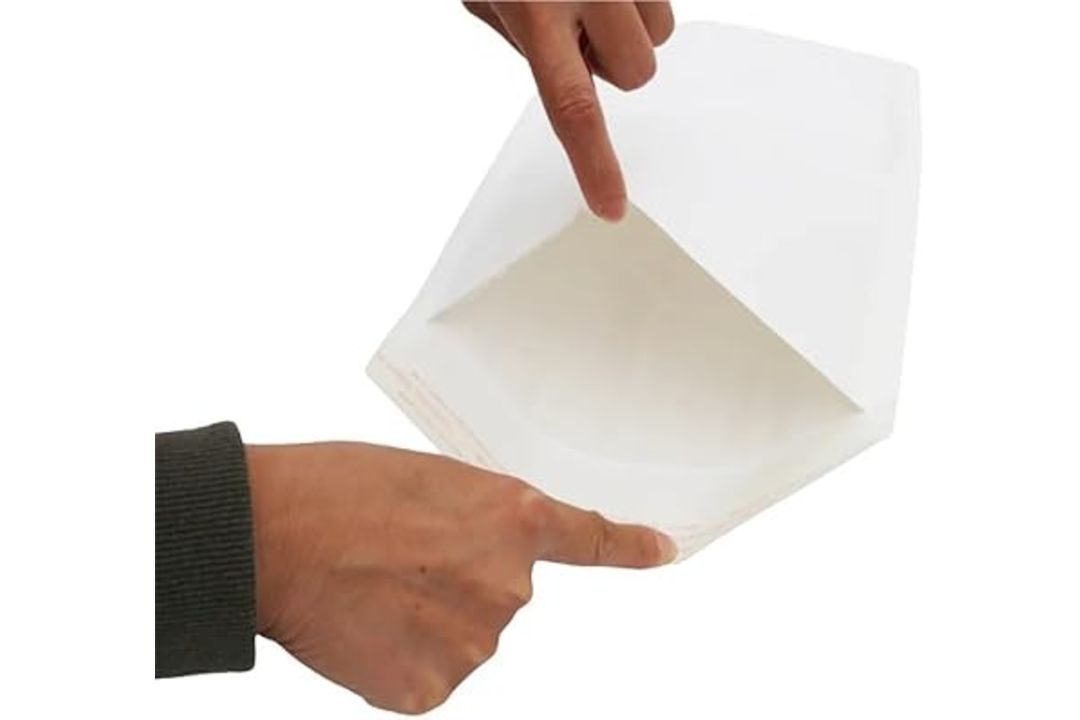 1000 BUBBLE WHITE ENVELOPES WITH PEEL AND SEAL TOUGH LIGHT PADDED (220 X 270MM) - Image 3 of 4