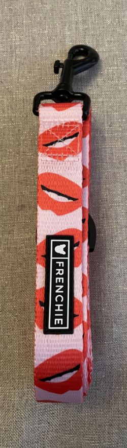 500 X BRAND NEW FRENCHIES DOG LEASHES RRP £ 4,500.00