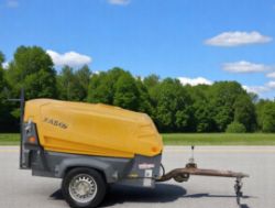 ATLAS COPCO XAS67 ROAD TOW COMPRESSOR – 2014 – 1266 HOURS