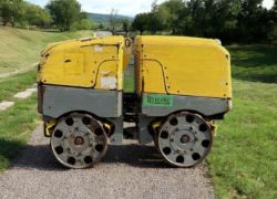 2015 WACKER NEUSON RT TRENCH ROLLER