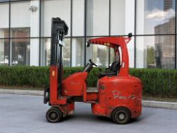 **(INCLUDES CHARGER)** 2011 FLEXI AC1200 ARTICULATED ELECTRIC FORKLIFT – 2,000KG CAPACITY
