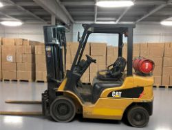 2013 CAT GP25NT LPG FORKLIFT – 2,500 KG CAPACITY