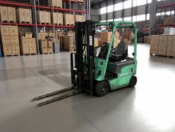 **(INCLUDES CHARGER)**2005 MITSUBISHI FB16N 4-WHEEL ELECTRIC FORKLIFT