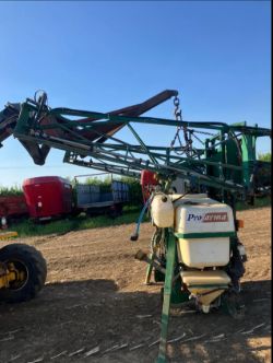 PROFARMA/KNIGHT SPRAYER WITH PIPEWORK