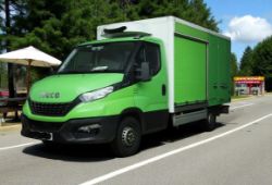 2020 IVECO DAILY 35-140 HI-MATIC FRIDGE BOX