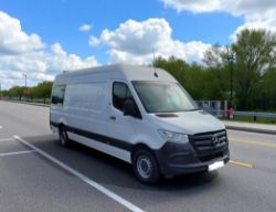 **(ONLY 24K MILEAGE)** 2022 MERCEDES-BENZ SPRINTER 35T RWD 160BHP LWB MESS UNIT
