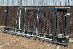 20FT SLIDING GATE ELECTRIC GATE SECURITY GATE AUTOMATED GATE TRACK RUNNERS
