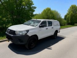 **(ONLY 70K MILEAGE)** 2019 TOYOTA HILUX ACTIVE D-4D 4WD – 2.4L DIESEL – DOUBLE CAB