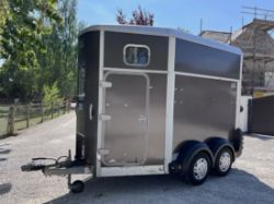 IFOR WILLIAMS HB506 HORSE TRAILER – TWIN AXLE – TACK BOX