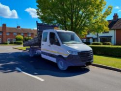 **(ONLY 55K MILEAGE)** 2022 MERCEDES-BENZ SPRINTER 315CDI 150BHP 35T RWD LWB CREW CAB TIPPER