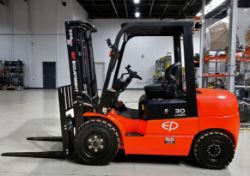 NEW EP EFL302 ELECTRIC FORKLIFT – 3.0 TONN