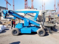 2011 NIFTYLIFT HR12 CHERRY PICKER – 12M WORKING HEIGHT – DIESEL & BATTERY