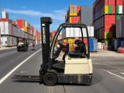 **(INCLUDES CHARGER)**CROWN SC3013 ELECTRIC FORKLIFT - 3 WHEEL | 1,300KG CAPACITY