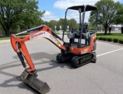 2016 KUBOTA KX015-4 1.5T MINI EXCAVATOR – CANOPY – 4 BUCKETS