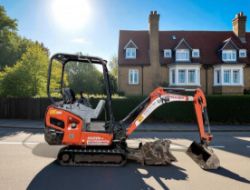2016 KUBOTA KX015-4 1.5T MINI EXCAVATOR– QUICK HITCH – 4 BUCKETS