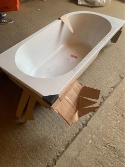 CURVED BATH - 1500 X 750