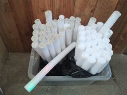 JOBLOT OF 60 BRAND NEW 400MM FOAM LED LIGHT-UP STICKS – IDEAL FOR PARTIES, BIRTHDAYS, OR MARKETS