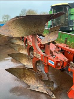 GREGOIRE BESSON 4 FURROW REVERSIBLE PLOUGH