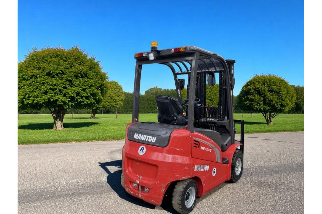 2020 MANITOU ME425C ELECTRIC FORKLIFT – 2.5T CAPACITY – TRIPLEX MAST – 48V - Image 3 of 13