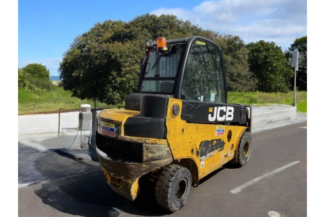 JCB TELETRUK TLT35D TELEHANDLER FORKLIFT (2011) - Image 3 of 10