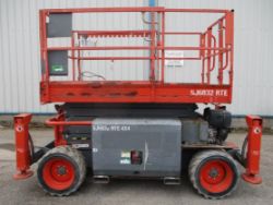 2014 SKYJACK SJ6832RTE SCISSOR LIFT ACCESS PLATFORM
