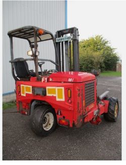 2005 MOFFETT MOUNTY M8 25.4 FORKLIFT – 2,500 KG LIFT CAPACITY – SIDE LOADER