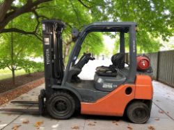 2014 TOYOTA 02-8FGF20 LPG FORKLIFT – 2,000KG CAPACITY, TRIPLEX MAST