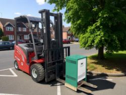 2020 MANITOU ME425C ELECTRIC FORKLIFT – 2.5T CAPACITY – TRIPLEX MAST – 48V