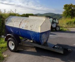 2000 LITRE FAST TOW BUNDED DIESEL BOWSER TANK