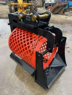 UNUSED SOIL SCREENING BUCKET – 5-8 TON DIGGER / EXCAVATOR – 45MM PINS – 2025