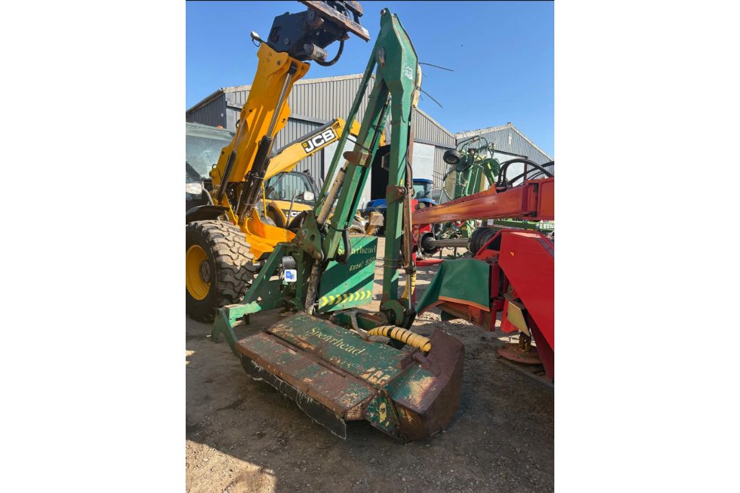 SPEARHEAD EXCEL 550 HEDGECUTTER – 1.2M FLAIL HEAD - Image 1 of 5