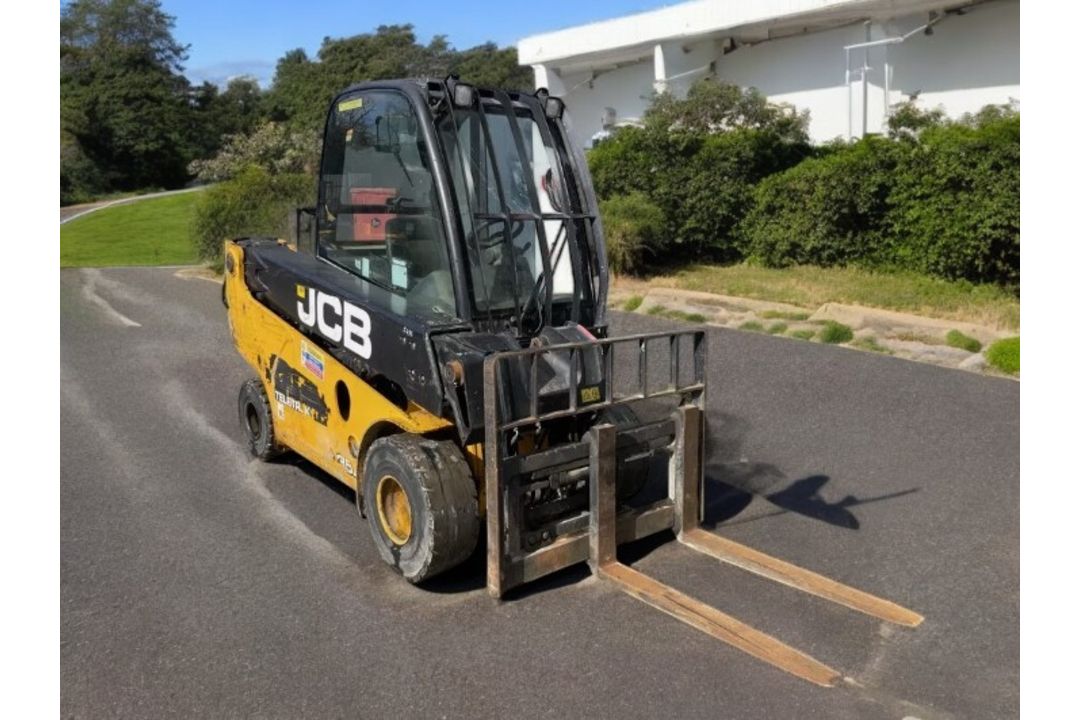 JCB TELETRUK TLT35D TELEHANDLER FORKLIFT (2011) - Image 2 of 10